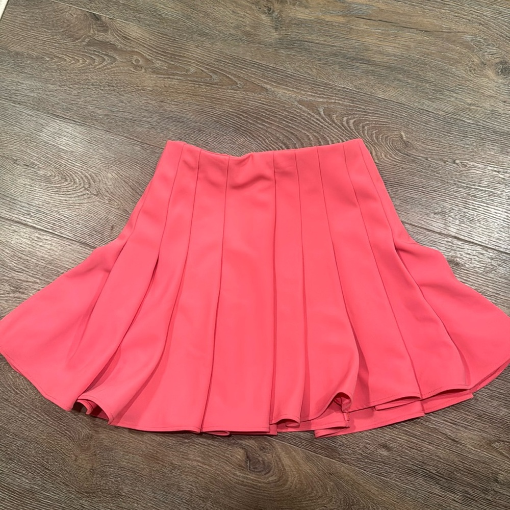 H&M Pink Skirt 🩷